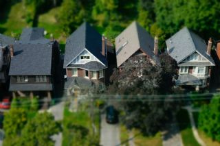 Trapez Çatı Çıkış Kapağı Çift Amortisörlü